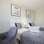 Hotel La Olas *