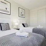 La Olas Hotel *